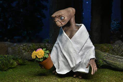 E.T. The Extra-Terrestrial Ultimate Figure